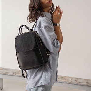 Authentic Herschel Orion mid size backpack (black)